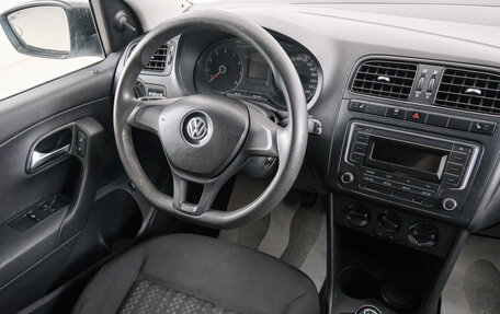 Volkswagen Polo VI (EU Market), 2018 год, 869 000 рублей, 10 фотография