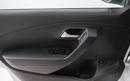 Volkswagen Polo VI (EU Market), 2018 год, 869 000 рублей, 19 фотография