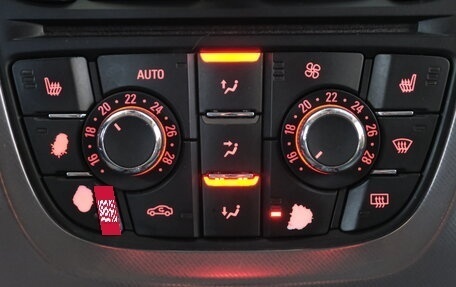 Opel Astra J, 2011 год, 779 000 рублей, 17 фотография