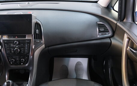 Opel Astra J, 2011 год, 779 000 рублей, 19 фотография