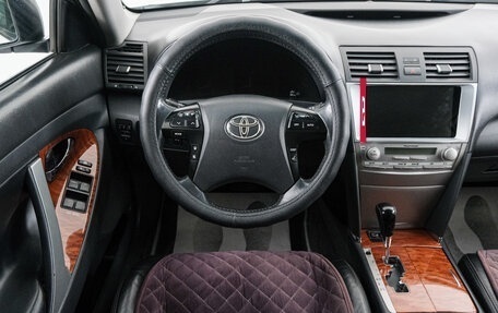 Toyota Camry, 2011 год, 1 299 000 рублей, 15 фотография