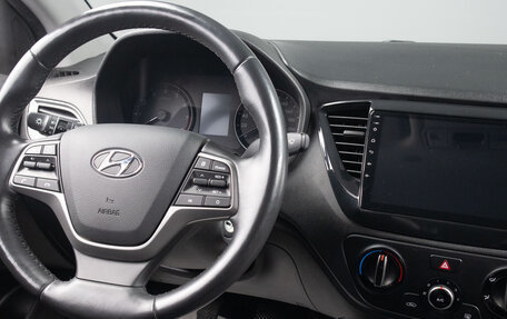 Hyundai Solaris II рестайлинг, 2019 год, 1 619 000 рублей, 9 фотография