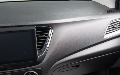 Hyundai Solaris II рестайлинг, 2019 год, 1 619 000 рублей, 13 фотография