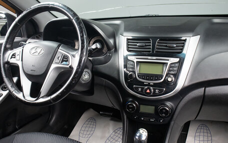 Hyundai Solaris II рестайлинг, 2012 год, 749 000 рублей, 8 фотография