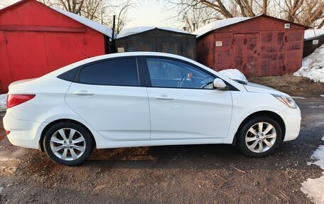 Hyundai Solaris II рестайлинг, 2012 год, 610 000 рублей, 5 фотография