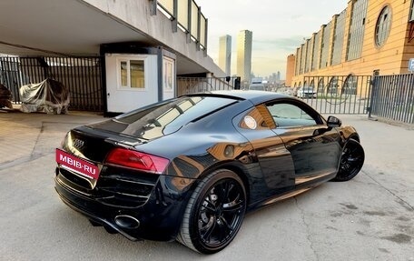 Audi R8, 2011 год, 7 600 000 рублей, 4 фотография