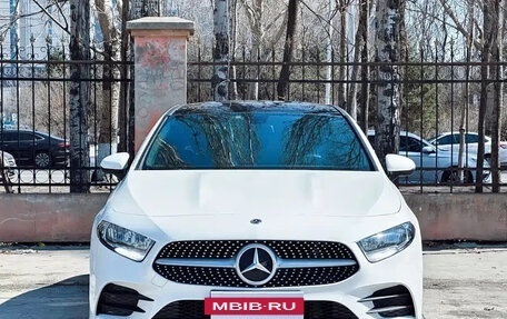 Mercedes-Benz A-Класс, 2023 год, 1 750 555 рублей, 2 фотография