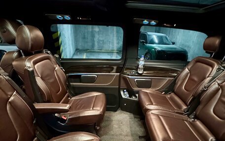 Mercedes-Benz V-Класс, 2018 год, 5 150 000 рублей, 12 фотография