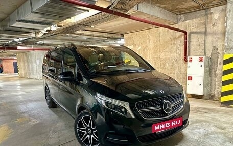 Mercedes-Benz V-Класс, 2018 год, 5 150 000 рублей, 17 фотография
