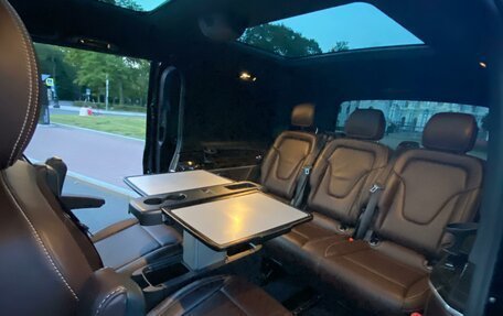 Mercedes-Benz V-Класс, 2018 год, 5 150 000 рублей, 29 фотография