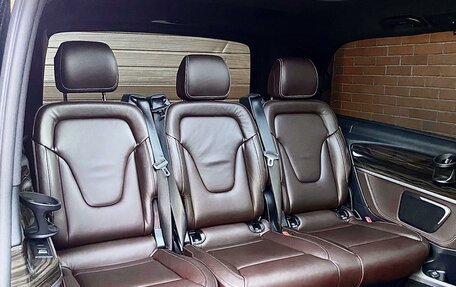 Mercedes-Benz V-Класс, 2018 год, 5 150 000 рублей, 36 фотография