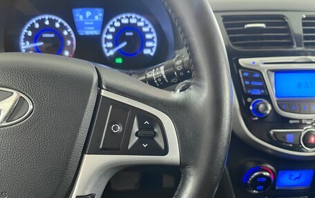 Hyundai Solaris II рестайлинг, 2011 год, 690 000 рублей, 12 фотография