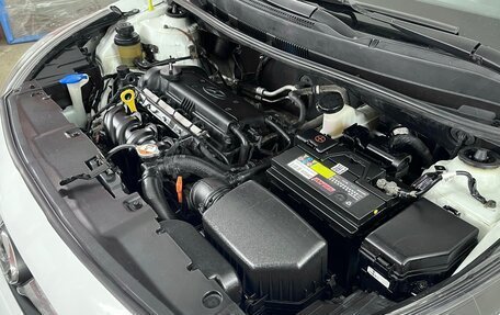 Hyundai Solaris II рестайлинг, 2011 год, 690 000 рублей, 4 фотография