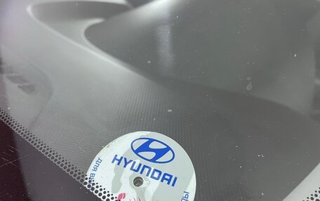 Hyundai Solaris II рестайлинг, 2011 год, 690 000 рублей, 24 фотография