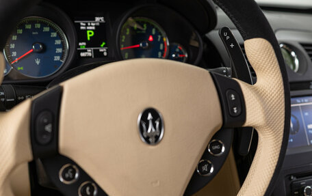 Maserati Quattroporte VI, 2011 год, 5 490 000 рублей, 15 фотография