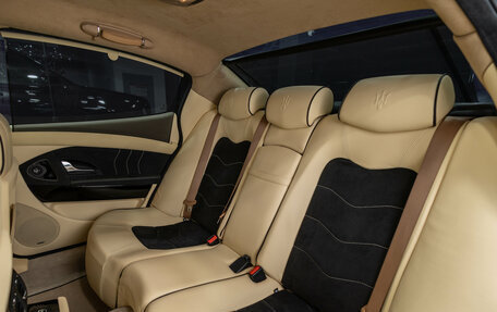 Maserati Quattroporte VI, 2011 год, 5 490 000 рублей, 26 фотография