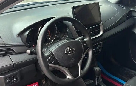 Toyota Yaris XP150 рестайлинг, 2022 год, 1 154 099 рублей, 5 фотография