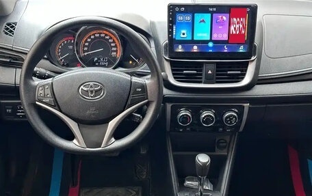 Toyota Yaris XP150 рестайлинг, 2022 год, 1 154 099 рублей, 13 фотография