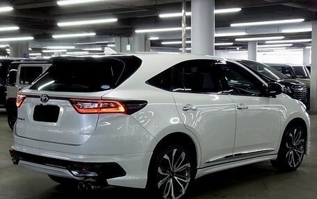 Toyota Harrier, 2018 год, 2 318 000 рублей, 4 фотография