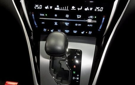 Toyota Harrier, 2018 год, 2 318 000 рублей, 14 фотография