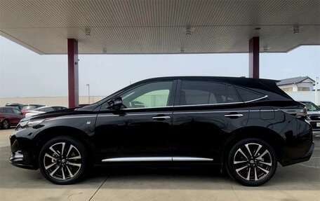 Toyota Harrier, 2019 год, 2 356 000 рублей, 2 фотография
