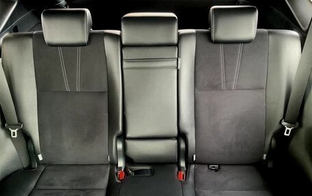 Toyota Harrier, 2019 год, 2 356 000 рублей, 16 фотография