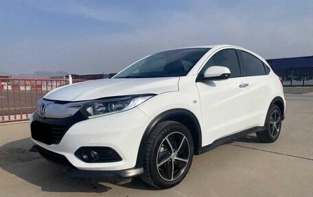 Honda Vezel, 2022 год, 1 265 000 рублей, 1 фотография