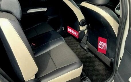 Toyota Wish II, 2017 год, 1 315 000 рублей, 14 фотография