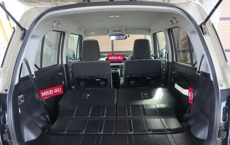 Suzuki Xbee I, 2022 год, 1 300 000 рублей, 17 фотография