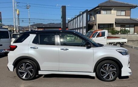 Toyota Raize I, 2023 год, 1 339 000 рублей, 7 фотография