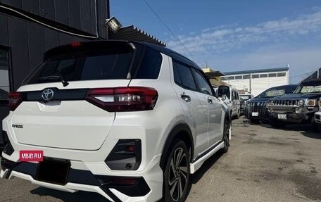 Toyota Raize I, 2023 год, 1 230 000 рублей, 9 фотография