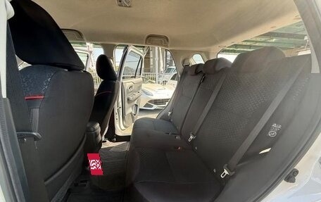 Toyota Raize I, 2023 год, 1 230 000 рублей, 38 фотография