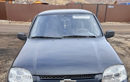 Chevrolet Niva I рестайлинг, 2011 год, 560 000 рублей, 4 фотография