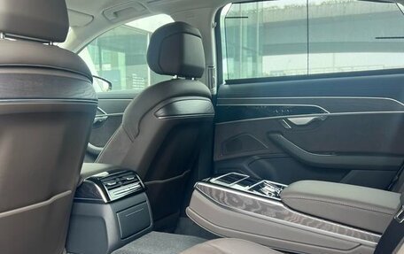 Audi A8, 2025 год, 10 866 077 рублей, 17 фотография