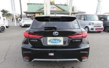 Lexus CT I рестайлинг, 2019 год, 1 440 000 рублей, 8 фотография