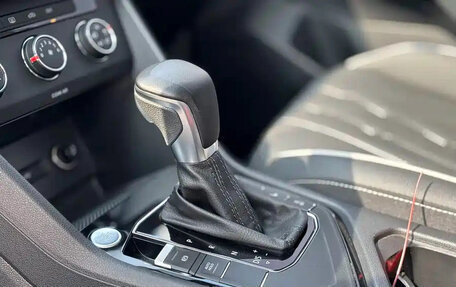 Volkswagen Tiguan II, 2023 год, 2 800 001 рублей, 9 фотография