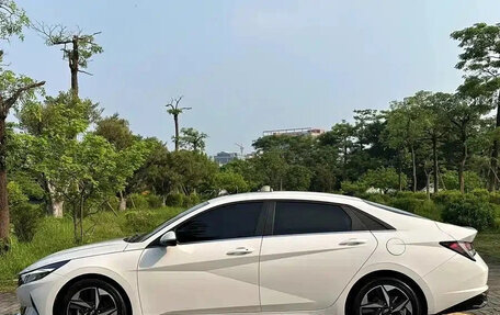 Hyundai Elantra, 2022 год, 1 250 003 рублей, 4 фотография