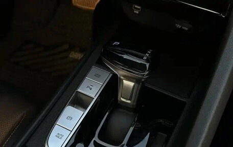 Hyundai Elantra, 2022 год, 1 250 003 рублей, 14 фотография