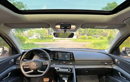 Hyundai Elantra, 2022 год, 1 250 003 рублей, 12 фотография