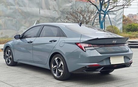Hyundai Elantra, 2022 год, 1 250 003 рублей, 10 фотография