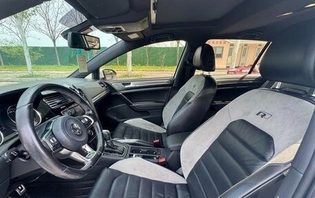 Volkswagen Golf VII, 2016 год, 1 380 000 рублей, 7 фотография