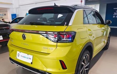 Volkswagen T-Roc I, 2022 год, 1 500 000 рублей, 5 фотография