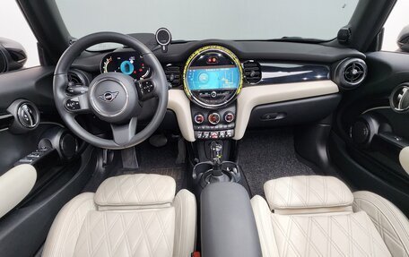 MINI Cabrio, 2023 год, 2 250 000 рублей, 7 фотография