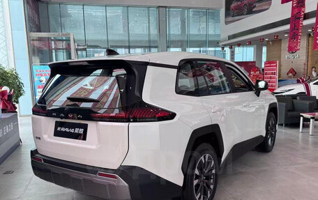 Toyota RAV4, 2026 год, 4 370 000 рублей, 4 фотография