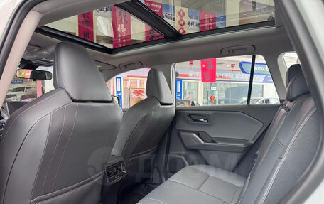 Toyota RAV4, 2026 год, 4 370 000 рублей, 18 фотография