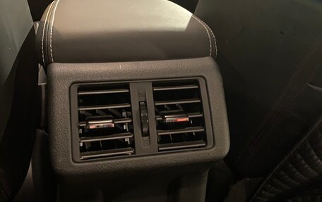 Mitsubishi Outlander III рестайлинг 3, 2022 год, 2 650 000 рублей, 15 фотография