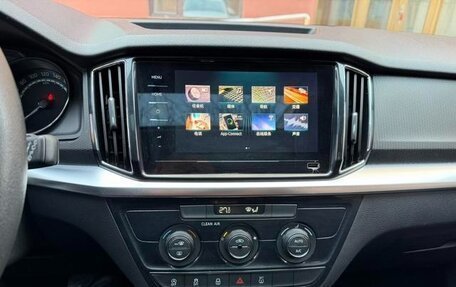 Skoda Kamiq I, 2022 год, 1 600 000 рублей, 8 фотография