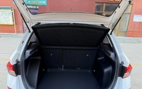 Skoda Kamiq I, 2022 год, 1 600 000 рублей, 10 фотография