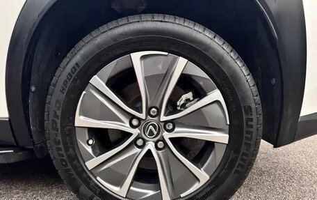 Lexus UX I, 2021 год, 2 110 005 рублей, 28 фотография