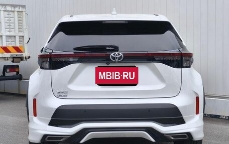 Toyota Yaris Cross, 2022 год, 1 565 000 рублей, 4 фотография